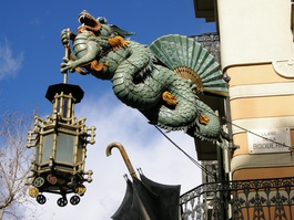 Oriental details of Barcelona's main avenues