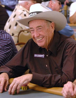 Doyle Brunson, champion régulier du WSOP | (Wikimedia)