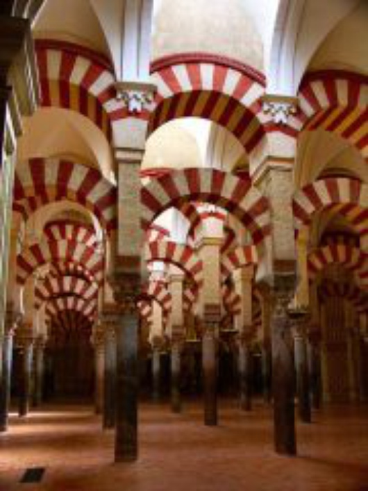 Mezquita in Cordoba. Credit to: Mikenl/Flickr