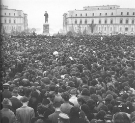 Zgromadzenie z okazji śmierci Stalina, 8 marca 1953