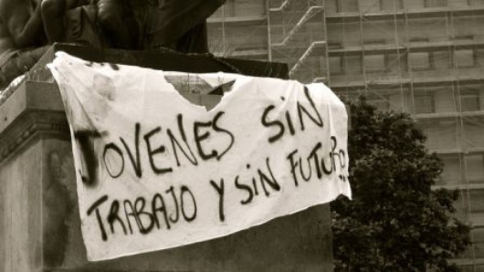 "Jovenes sin trabajo y sin futuro"