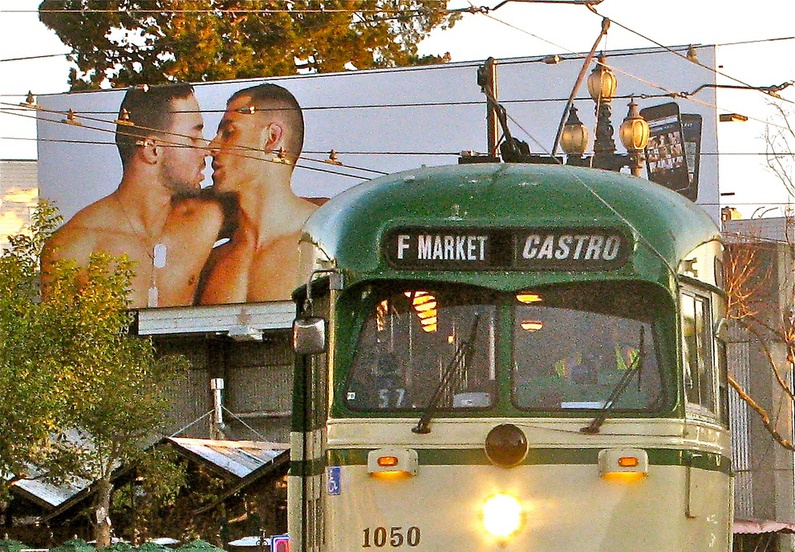 ¿Escena lésbica invisible en el barrio Castro? Desde el estreno de la película "Mi nombre es Harvey Milk" sobre el político gay y defensor de los derechos civiles Harvey Milk, el barrio LGBT de San Francisco es más famoso entre el público general