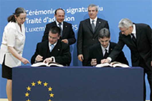 firma_del_tratado_ruman_a_y_bulgaria.jpg