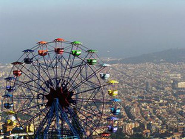 Image for Experiencing Barcelona
