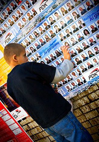 Image for Wahlen im Kosovo: 'Warten auf Premier'
