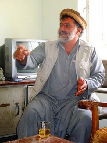 Image for Mujahideen Khan: 'we do not know who the Taliban is right now'
