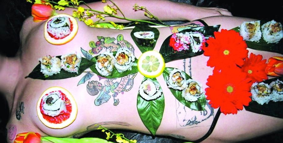 Image for Frauenkörper und 'Body Sushi' in Rom