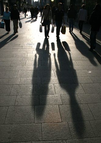 Image for Dublin’s shops, restaurants and media dress for recession
