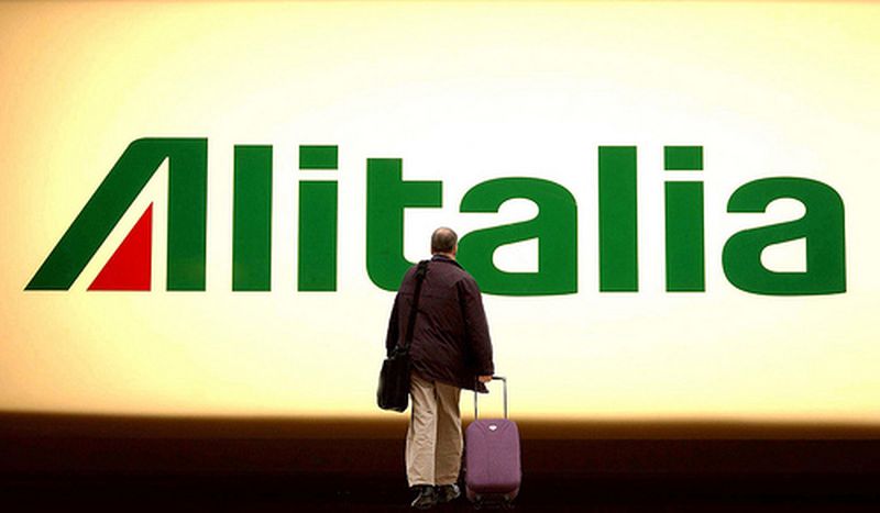 Image for Alitalia steht das Benzin bis zum Halse

