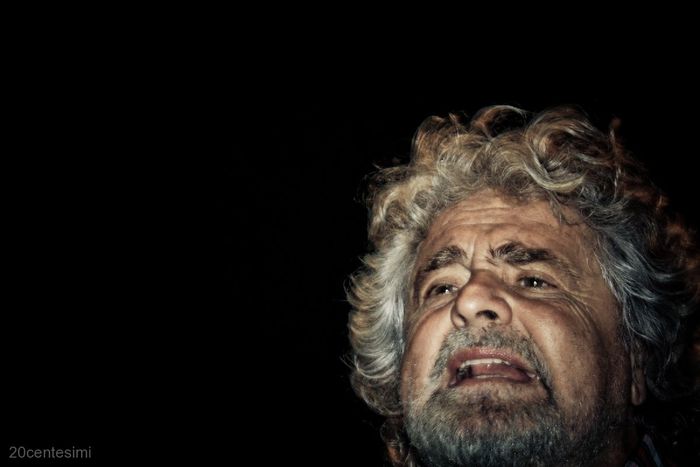 Image for Tsunami Grillo: l'Italia nelle mani dell'anti-politica 