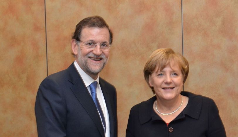 Image for Expresso: El peregrinaje de rajoy y merkel para cuadrar los cargos europeos