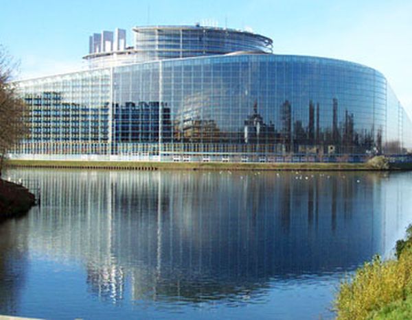 Image for El Parlamento Europeo: historia, competencias e implicación en la vida diaria de los ciudadanos