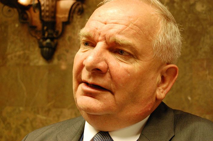 Image for Joseph Daul: "Hay que sacar a los que no valen del Parlamento"