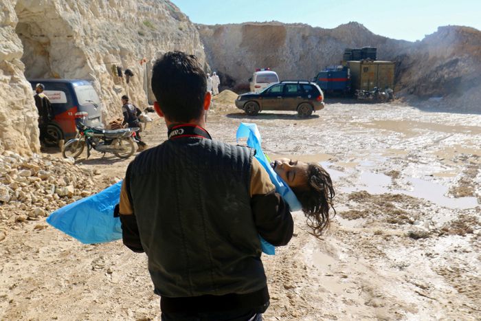 Image for Une attaque chimique meurtrière en Syrie provoque l’indignation générale