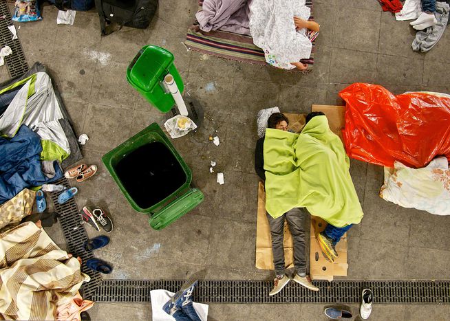 Image for Migrants et sans-abris : tous dans le même bateau à Budapest