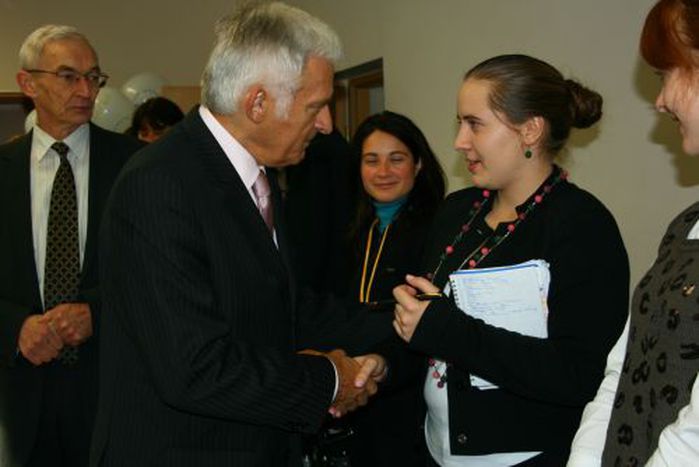 Image for Jerzy Buzek congratulated EHU students and academics with the beginning of a new school year
