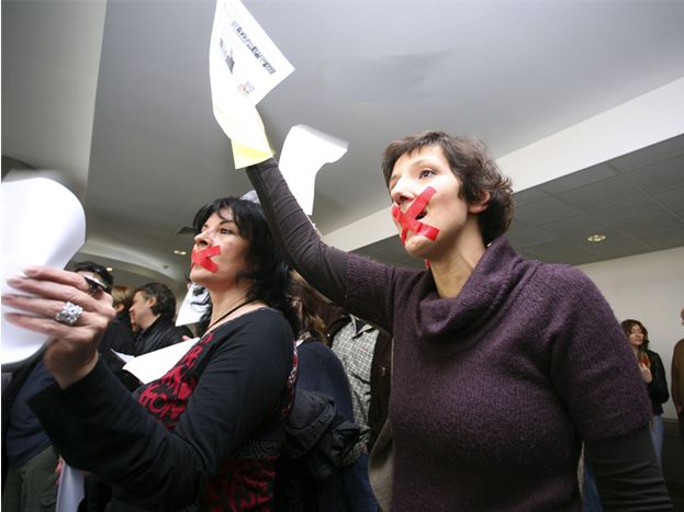 Image for Les journalistes croates, victimes de la censure d'Etat