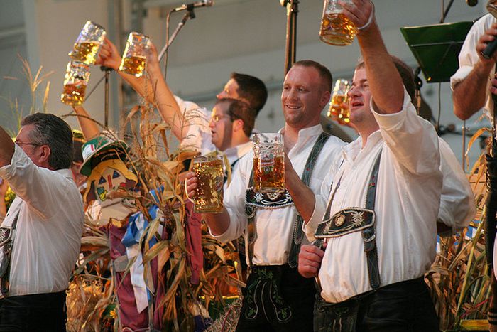 Image for Playlist européenne de la semaine : Oktoberfest