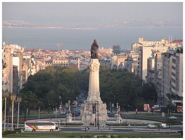 Image for 'Iberien' beginnt in Lissabon
