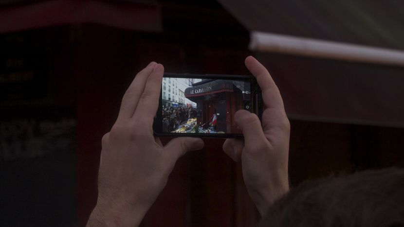 Image for Attentati a Parigi: datemi dell'ipocrita domani