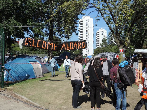 Image for Campo de refugiados: Desmitificando ideas preconcebidas 