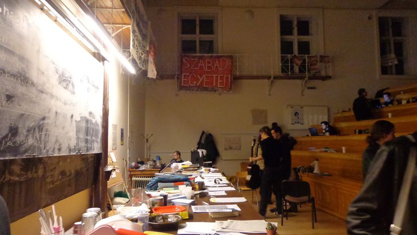 Image for Studentische Proteste in Budapest: Schlaflose Nächte gegen Viktor Orban