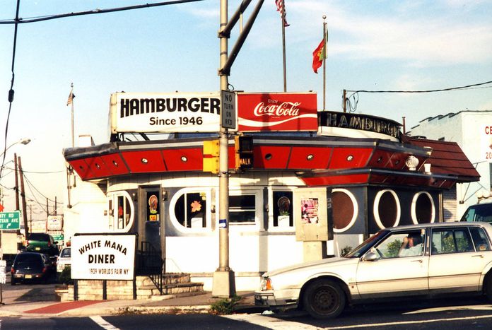 Image for Relatos de expatriados: trabajar sin papeles en un restaurante neoyorquino