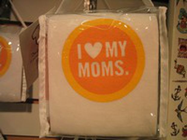Image for Due mamme per un “bebé Thalys”
